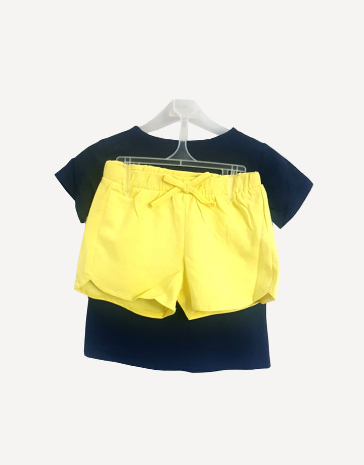 Girls shorts and t-shirt outfit set