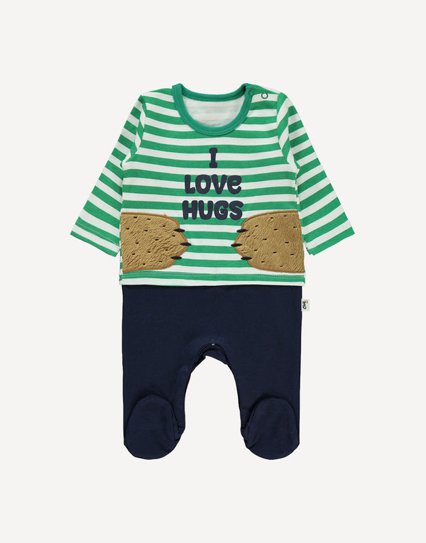 With stripes like those you'd see on a sailor's shirt and cute bear claw patches, this babygrow adds a playful touch to your little one's wardrobe. Plus, there's a sweet "I love Hug" print on the front that's sure to make everyone smile.